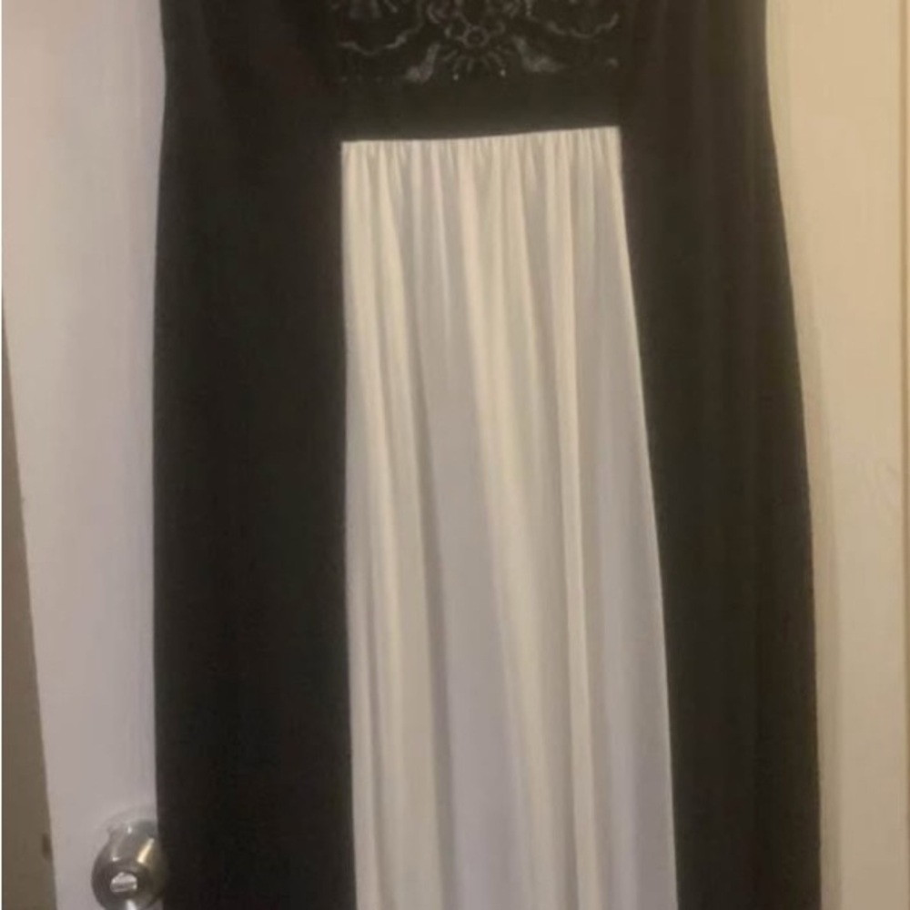 Black and White Dress size 16